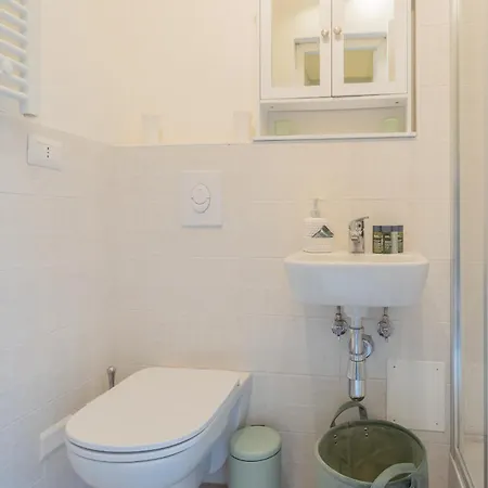 Jacuzzi Vista - Bellosguardo 펜션 *