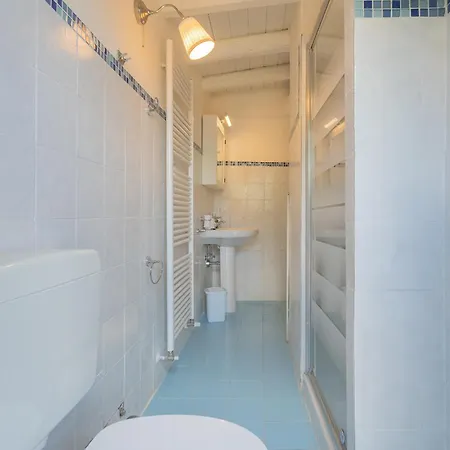 Jacuzzi Vista - Bellosguardo 펜션 레체노