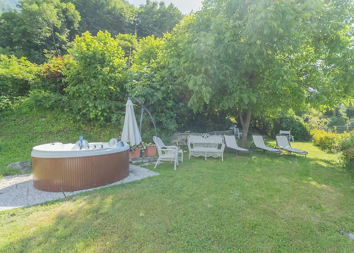 Jacuzzi Vista - Bellosguardo בית נופש *