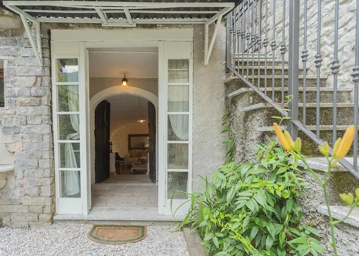 Jacuzzi Vista - Bellosguardo בית נופש